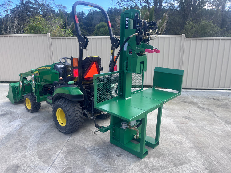 Log Splitter with Log Lifting Table PTO