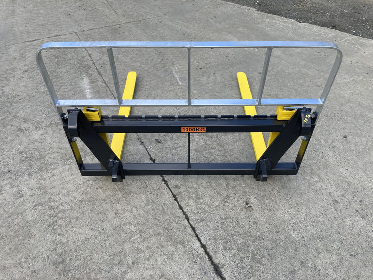 Light weight Euro hitch pallet forks for compact tractor 1000KG