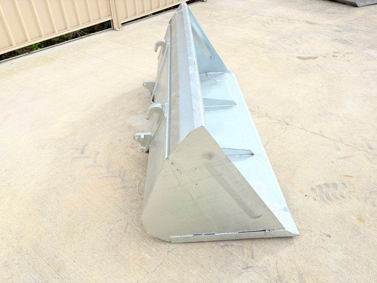 Novaquip 1KB2.0 Loader Bucket Euro Hitch 2.0m