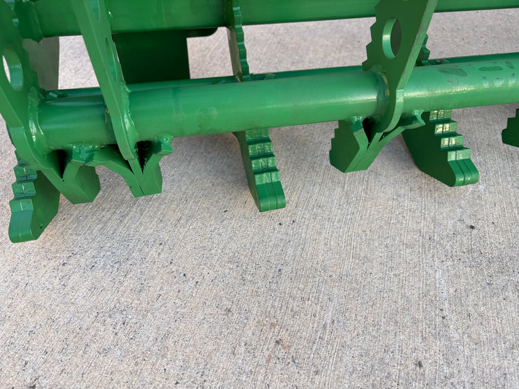 Sierra Compact Grapple – John Deere Hitch 25–45HP
