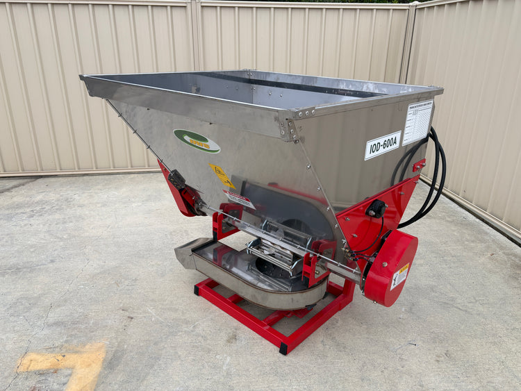 Iris IOD600A Multi Spreader 780L – Hydraulic Side Dresser