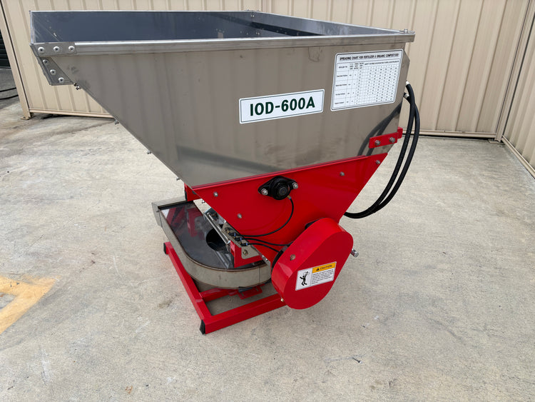 Iris IOD600A Multi Spreader 780L – Hydraulic Side Dresser
