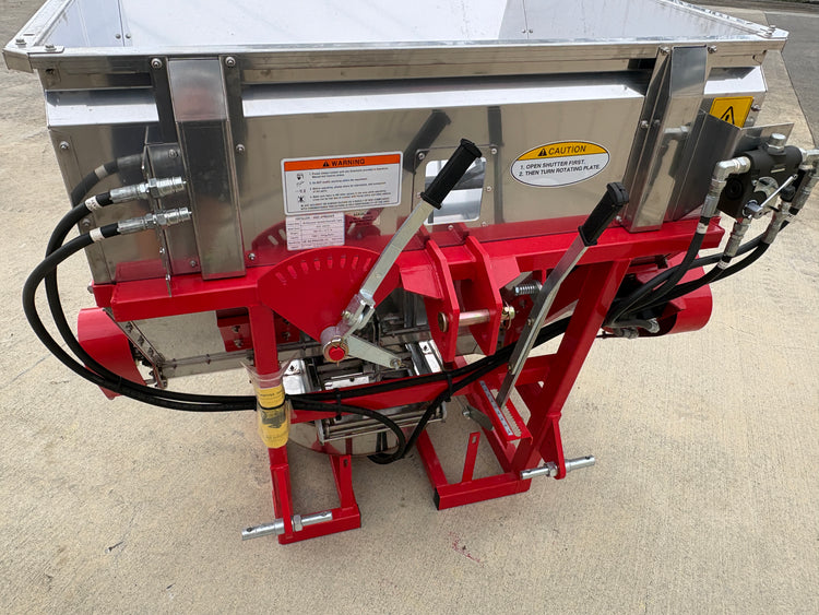 Iris IOD600A Multi Spreader 780L – Hydraulic Side Dresser