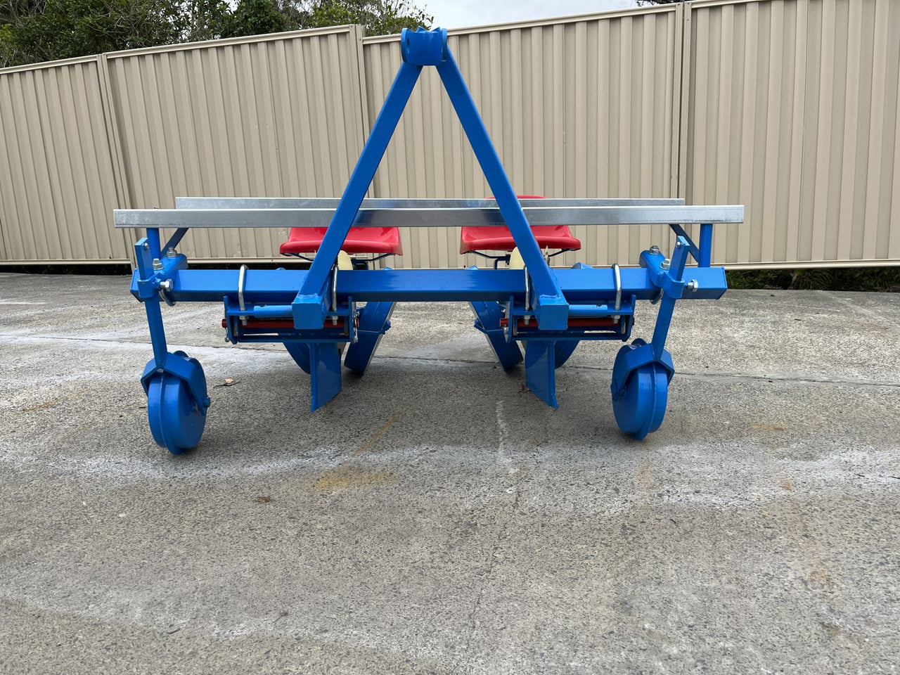 2 Row Semi Automatic Seedling Transplanter – Implements Direct