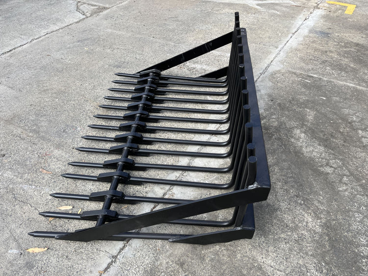 Stone Fork/Firewood/Sieve Bucket 1.5m (no Brackets)