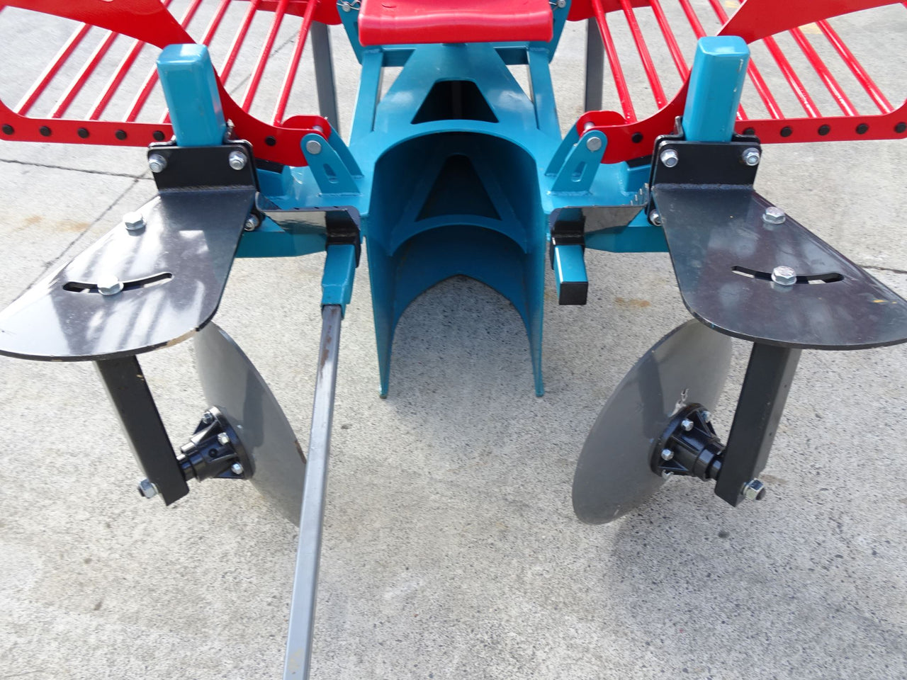 Tree Planting Ripper, 3 point Linkage – Implements Direct