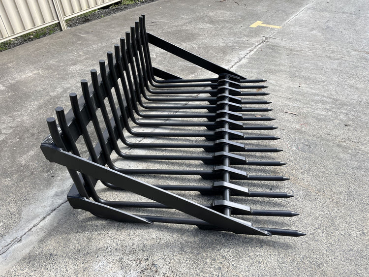 Stone Fork/Firewood/Sieve Bucket 1.5m (no Brackets)