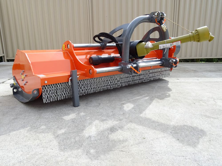 Flail mulching mower 2.2m With Hydraulic offset