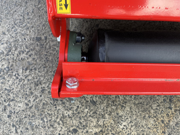 Centurion 1.32M Flail Mulching Mower Manual Side Shift