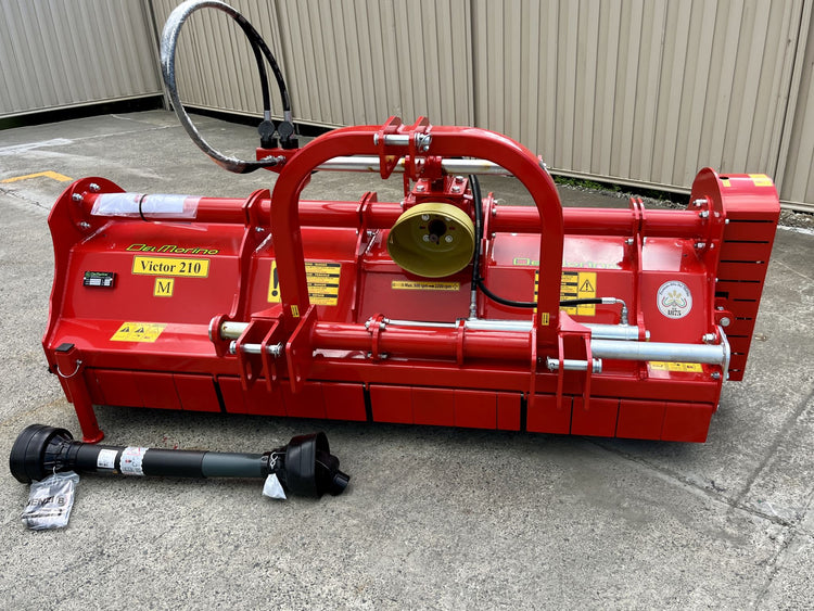 Victor 210 Flail Mulching Mower