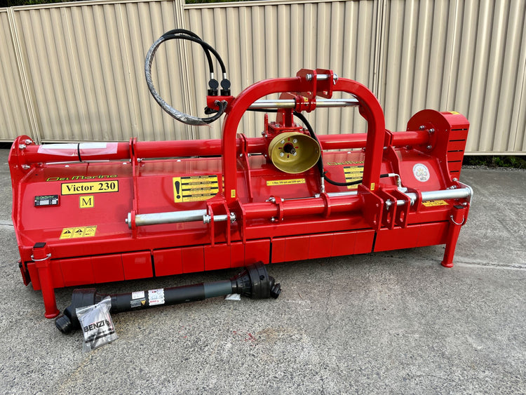 Victor 230 Flail Mulching Mower