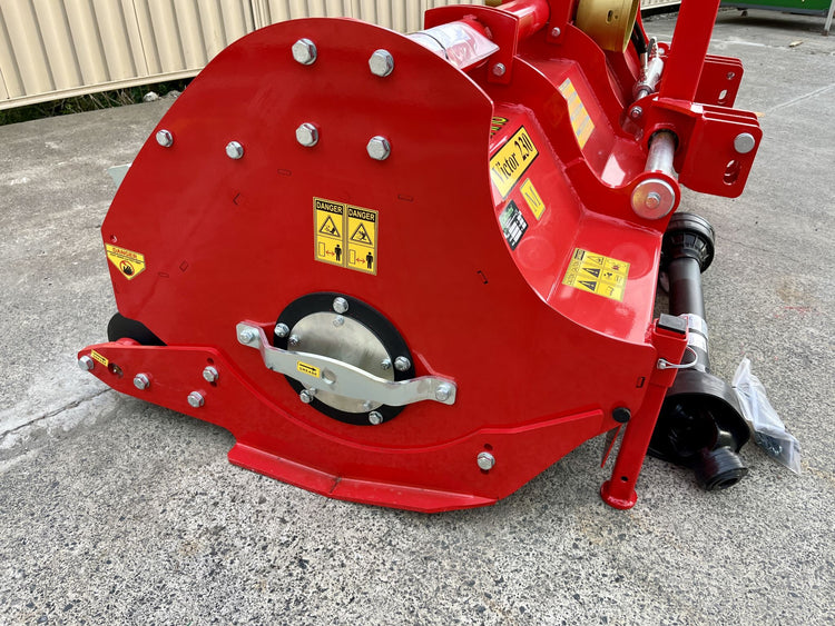 Victor 230 Flail Mulching Mower