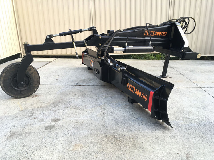 Bison NVHL300 XHD 10ft 160HP Hydraulic Grader Blade with wheel